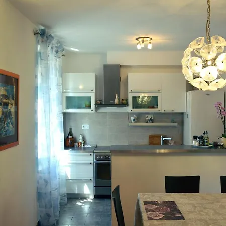 Casa Del Padre - Mirabelle Apartman Rijeka